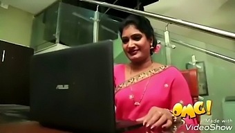 Homemade Video Of A Beautiful Indian Aunty In High Definition