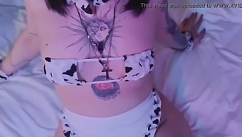 Peachgardens' Adorable Cowgirl Fondles Herself On Camera Flaunting Her Ample Rear